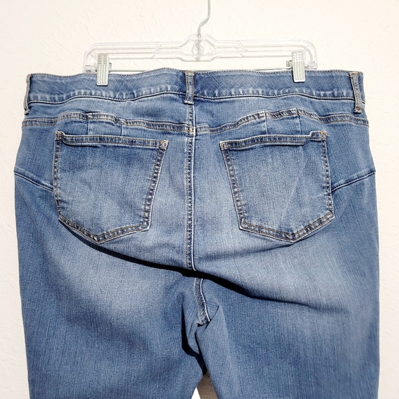 Torrid Bombshell Skinny Jeans Women’s Plus Size 22S Premium Stretch - Picture 5 of 14